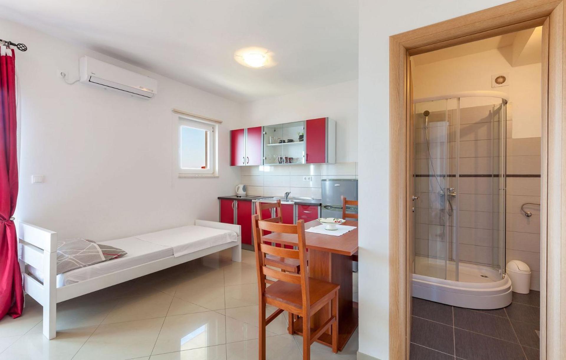 Apartments Ana - Free Parking Stanici Екстериор снимка