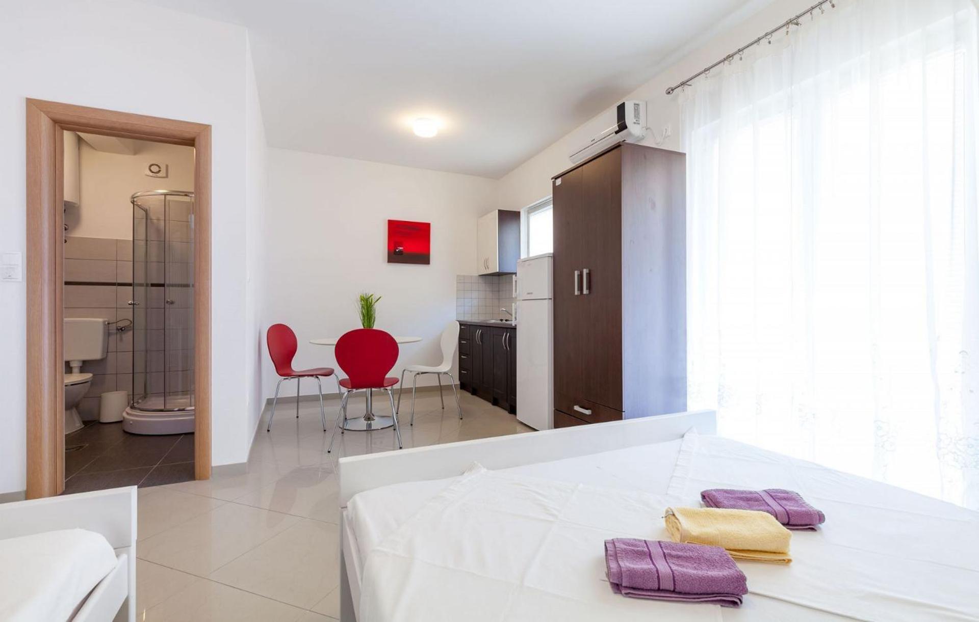 Apartments Ana - Free Parking Stanici Екстериор снимка
